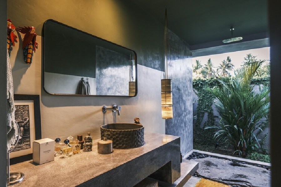 Decorative Fixtures: Sconces, Pendants, and Chandeliers